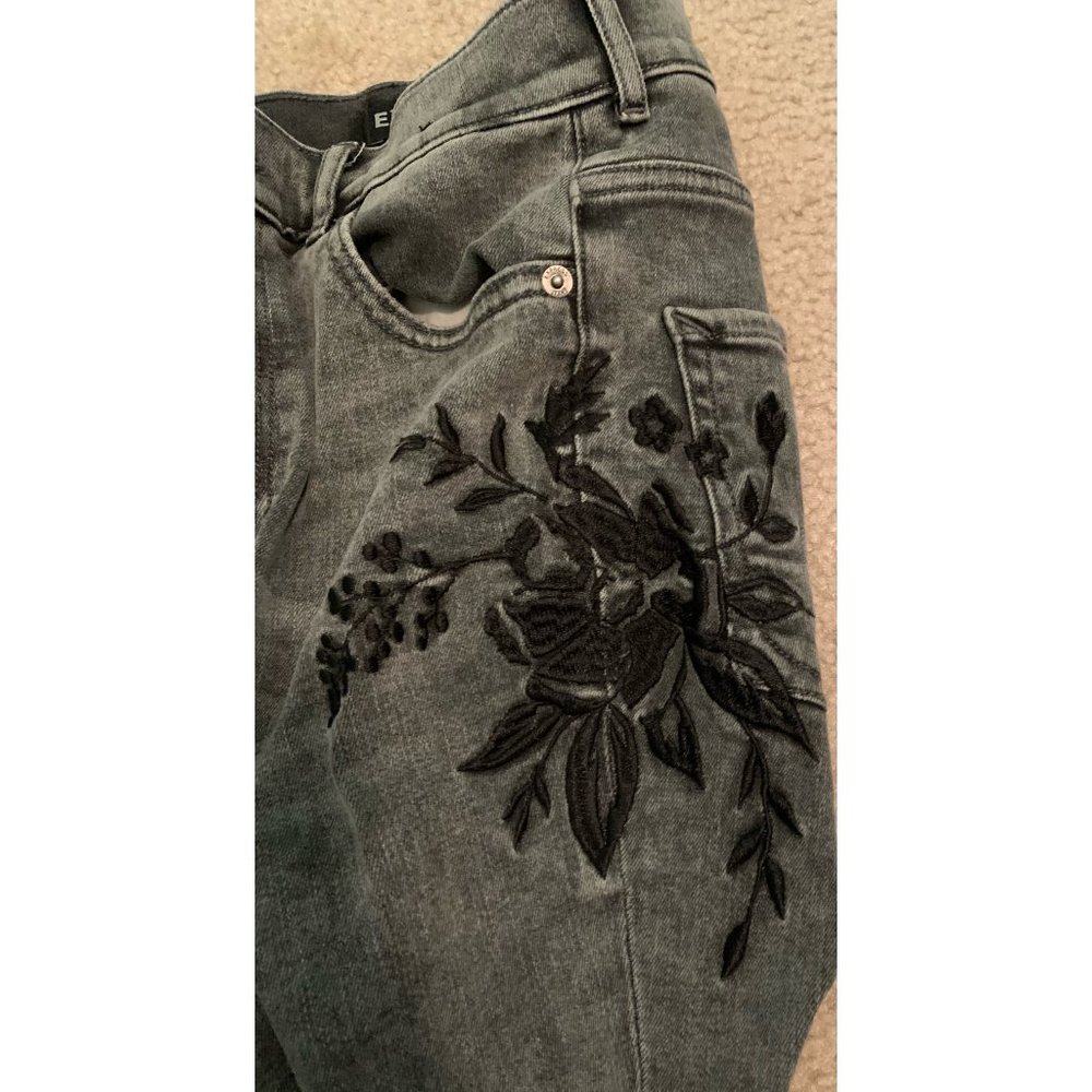 Express Jeans - Picture 2 of 4